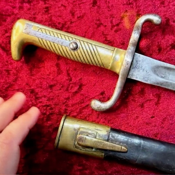 Prussian: Imperial German WW1 M1871 Sword Bayonet and Scabbard.  